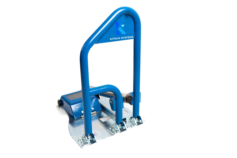 Barrière de parking connectée Kitech Systems, arceau en acier inoxydable